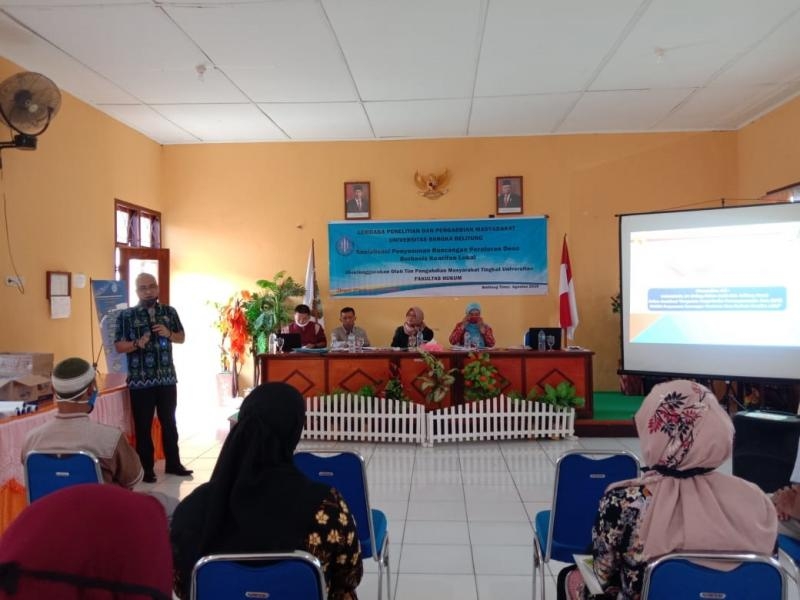 FH UBB SOSIALISASIKAN PENYUSUNAN RAPERDES BERBASIS KEARIFAN LOKAL KEPADA BPD SEKECAMATAN DAMAR