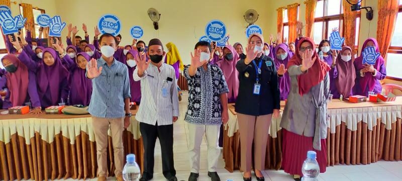 Tim FH UBB Selenggarakan Penyuluhan Hukum Di SMA Negeri 1 Toboali Dengan Tema Milenial Sadar dan Taat Hukum